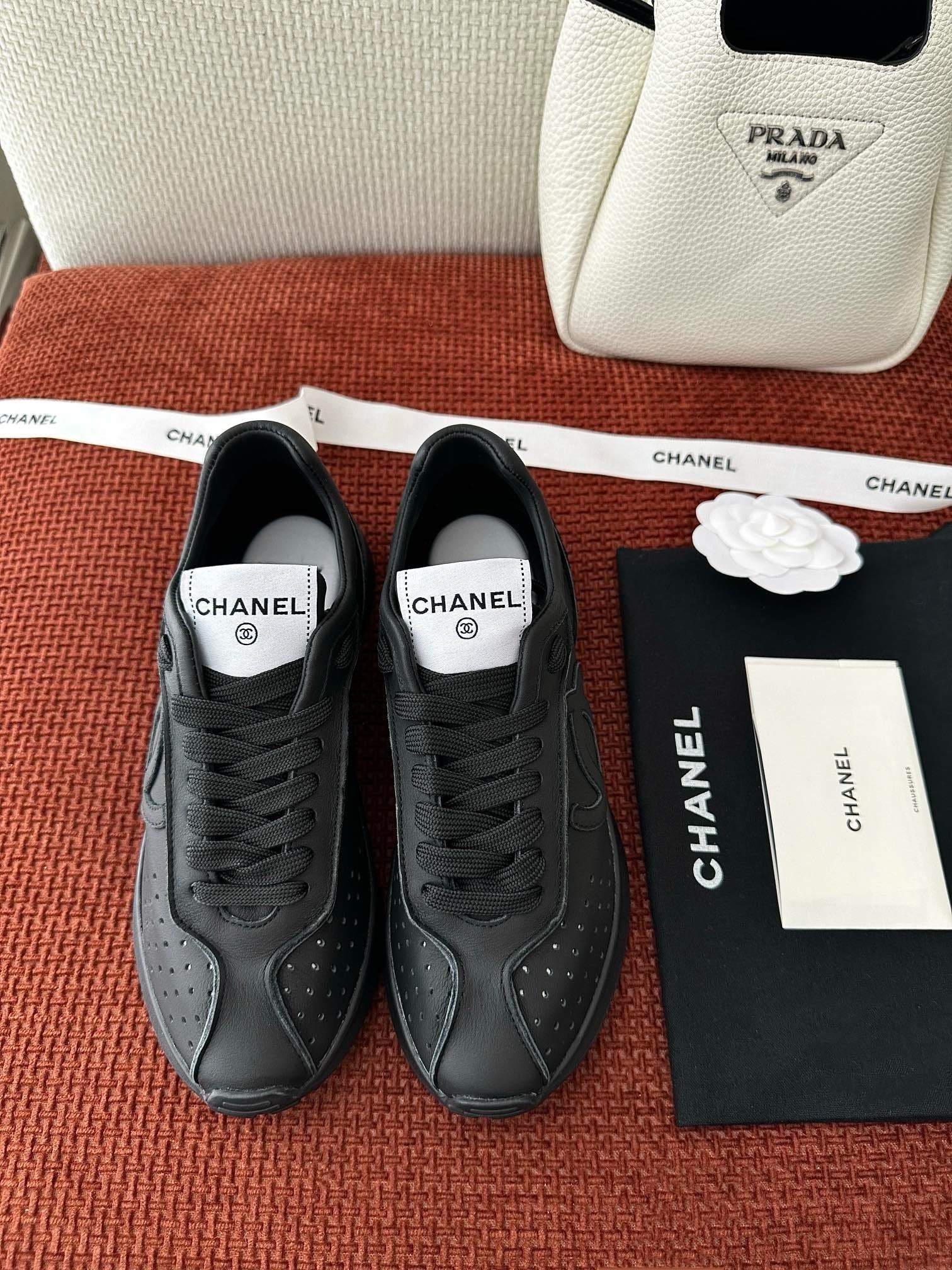 2025 Leather Sneakers